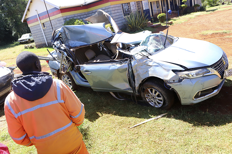 Kenya Mourns at Tragic Car Crash, Le Kenya pleure la perte du d&eacute;tenteur du record du monde dans un tragique accident de voiture