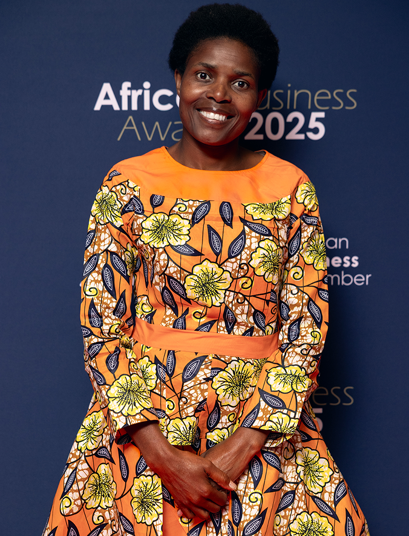 , IN PICTURES: Diaspora Insurance wins Financial Services Excellence Award at London gala dinner