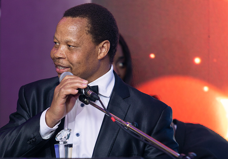 , IN PICTURES: Diaspora Insurance wins Financial Services Excellence Award at London gala dinner